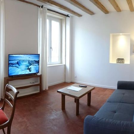 شقة T2 Tout Equipe Au Beau Milieu Du Centre Historique Villefranche-sur-Saône المظهر الخارجي الصورة