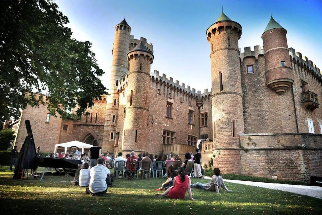 شقة T2 Tout Equipe Au Beau Milieu Du Centre Historique Villefranche-sur-Saône المظهر الخارجي الصورة
